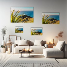 Lade das Bild in den Galerie-Viewer, Landschaftsfotografie &quot;Leuchtturm am Meer&quot; - Neuseeland
